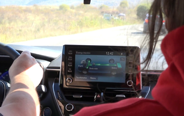 Toyota Hibridinin Qafqaz triumfu! - VİDEO