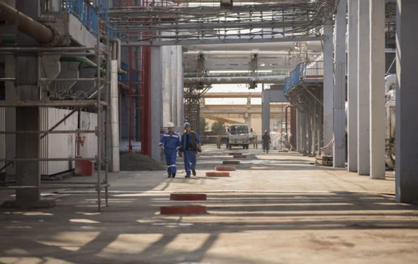 SOCAR готовится к производству топлива стандарта Евро-5 - ФОТО