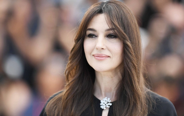 Моника Беллуччи показала, как выглядела в молодости - ФОТО