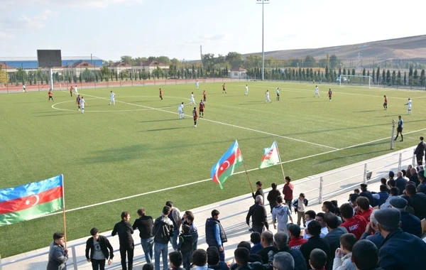 Şamaxıda futbol bayramı - Baş katib və icra başçısı tribunada - FOTO