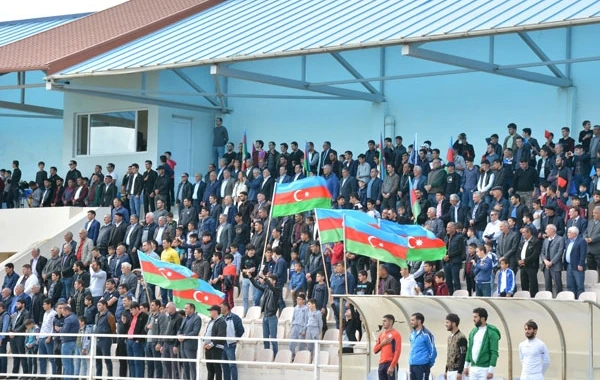 Şamaxıda futbol bayramı - Baş katib və icra başçısı tribunada - FOTO