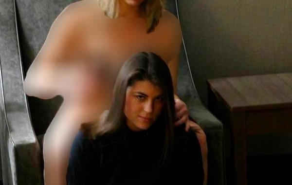 Çılpaq şəkilləri yayılan amerikalı senatorla bağlı daha bir qalmaqal - FOTO