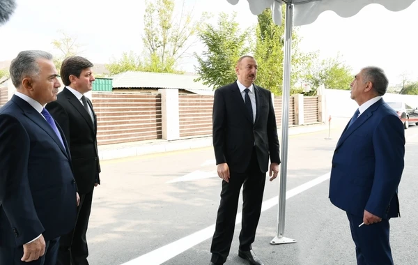 Prezident məmuru sərt danladı: “Niyə məlumat vermirsiniz? Belə olmaz” – VİDEO