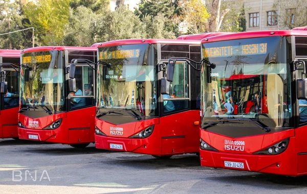 Bakıya "Avro 5" standartlarına cavab verən avtobuslar gətirildi - FOTO