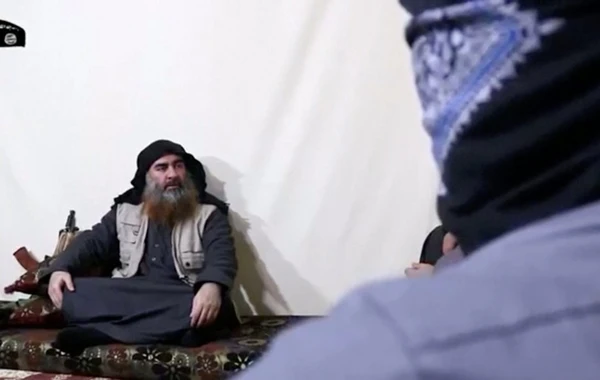 İŞİD liderinin yerini deyən şəxs 25 milyon dollar mükafat alacaq - FOTO