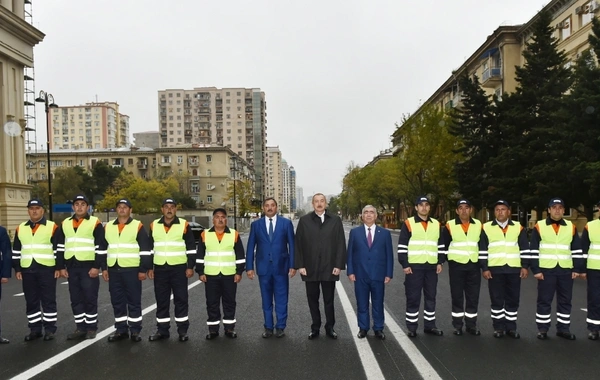 Prezident Tbilisi prospektində görülən işlərlə tanış olub - FOTO - YENİLƏNİB