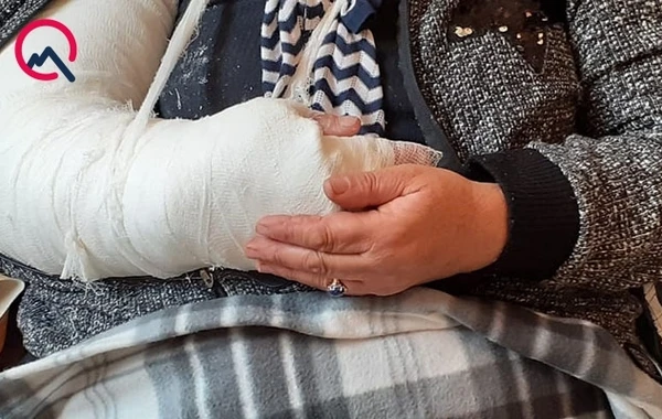 SON DƏQİQƏ! Qobustanda avtobus aşdı - 2 ölü, 6 yaralı - FOTO