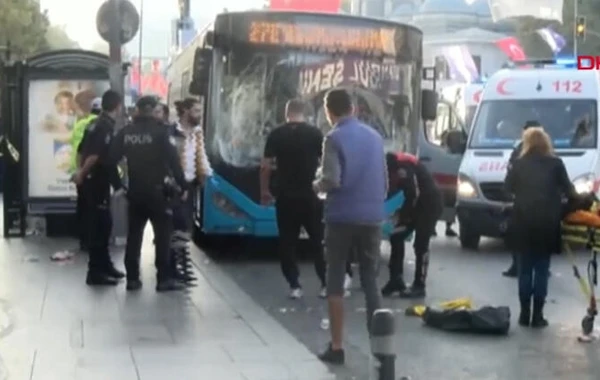 İstanbul ŞOK-da - Yaralılar yerə səpələndi - VİDEO