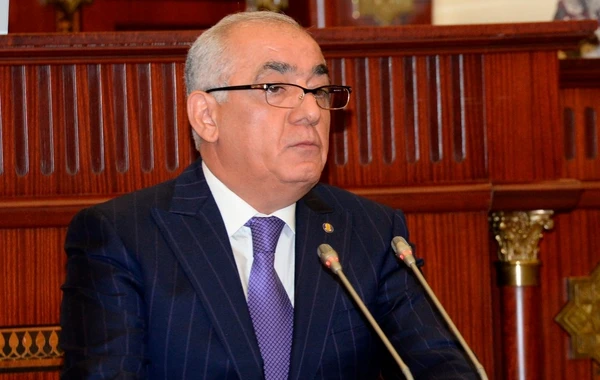 Baş nazir bu qurumları birləşdirdi