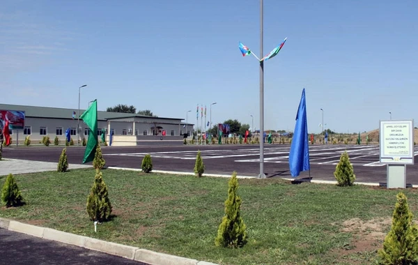 Bu gün hərbi hissələrin qapısı əsgərlərin doğmalarına açıqdır