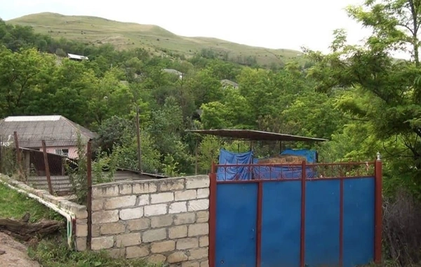 Düşmənlə üz-üzə yaşayan kənd sakinləri - FOTO