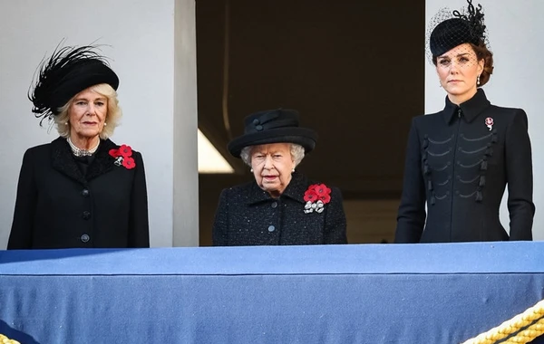 Кейт Миддлтон надела особую брошь с маком в знак уважения бабушке - ФОТО