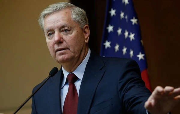 Amerikalı senator qondarma erməni soyqırımı qanun layihəsinə blok qoydu