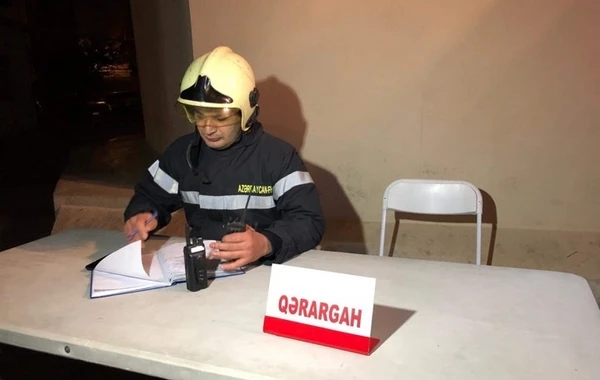 Спасший ребенка из горящего дома сотрудник МЧС: "Он плакал, был напуган" - ФОТО