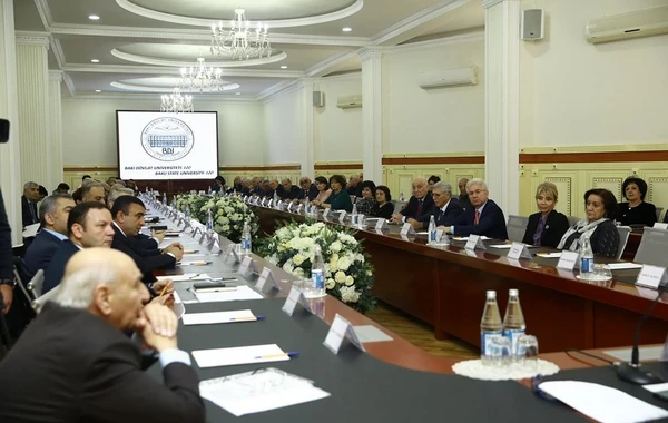 BDU-nun bütün əməkdaşlarına 500 manat mükafat veriləcək