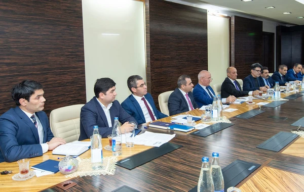 Vergilər Nazirliyində iqtisadçı ekspertlərlə görüş keçirilib