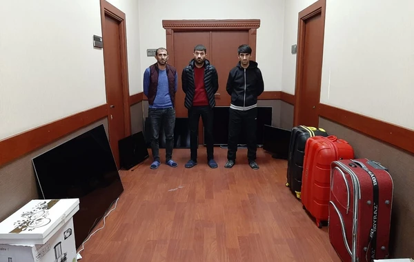 Bir evi 3 dəfə qarət edən cinayətkar dəstə üzvləri tutuldu - FOTO