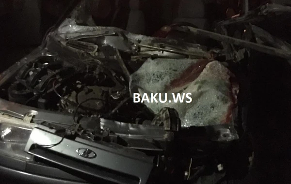 Bakı-Quba yolunda baş verən ağır qəzadan sonrakı dəhşətli görüntülər - VİDEO
