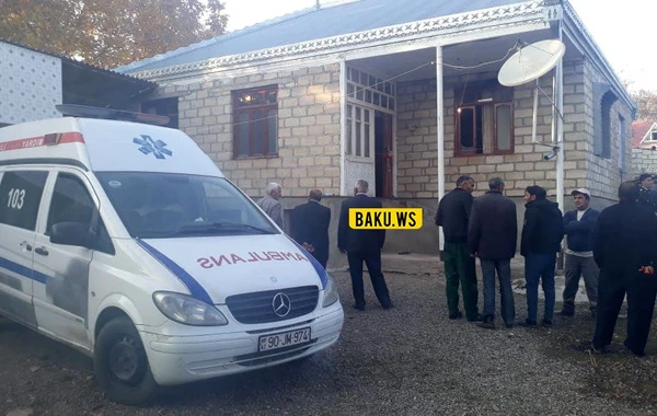 Evdə tək yaşayan şəxs bıçaqlanaraq öldürüldü - FOTO