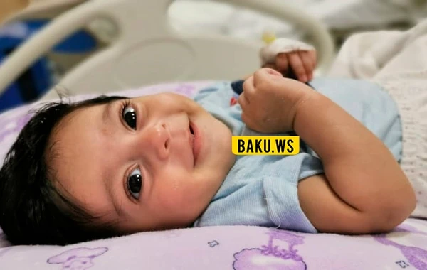 Bakıda ürəyi sağda olan körpə doğuldu: Köməyə ehtiyacı var - FOTO