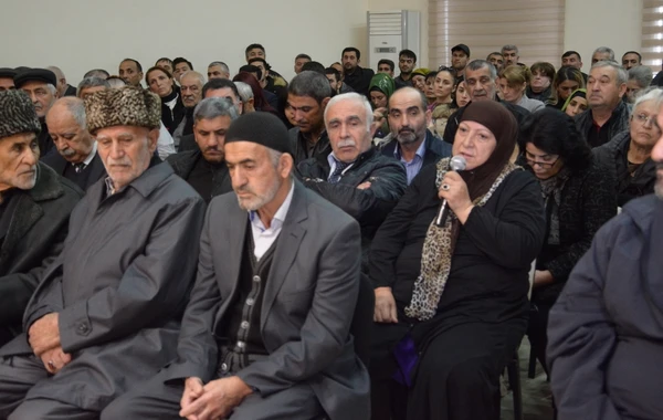 Bakıda icra başçıları vətəndaşlarla görüşdü - FOTO