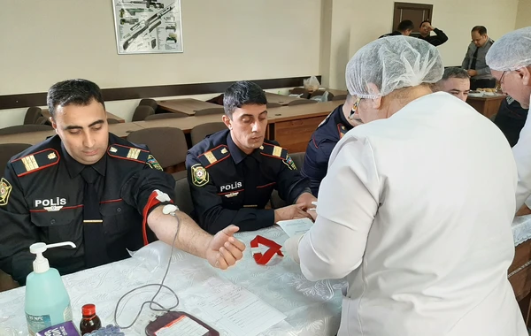 Polislər uşaqlar üçün qan verdilər - FOTO