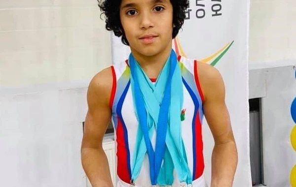 Hüseyn Xəlilov Rusiyada 6 qızıl medal qazandı - VİDEO
