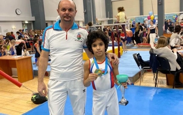 Hüseyn Xəlilov Rusiyada 6 qızıl medal qazandı - VİDEO