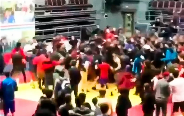 İnquşlarla çeçenlər arasında kütləvi dava - VİDEO