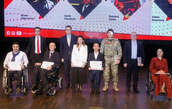 Bakıda “DOSTtalks” tәdbiri keçirilib - FOTO