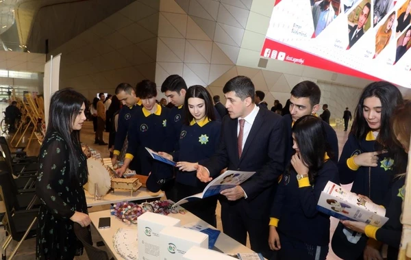 Bakıda “DOSTtalks” tәdbiri keçirilib - FOTO