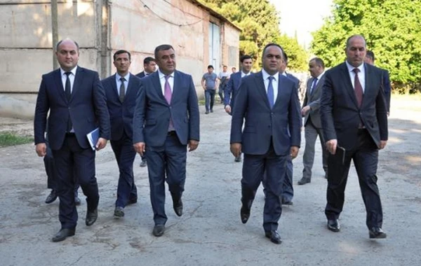 Vəzifədən azad edilən məmur məsul katib oldu