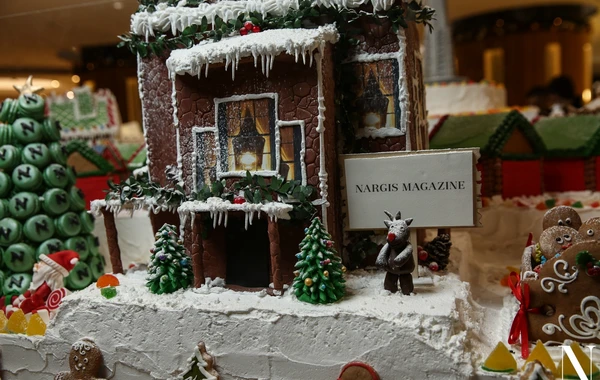 Шестого декабря в Port Baku Mall открылась выставка Gingerbread City - ВИДЕО