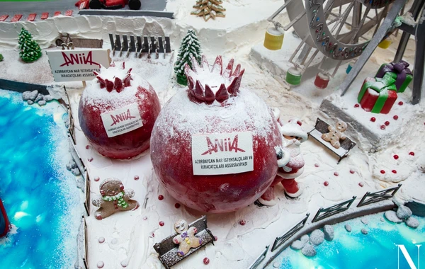 Шестого декабря в Port Baku Mall открылась выставка Gingerbread City - ВИДЕО