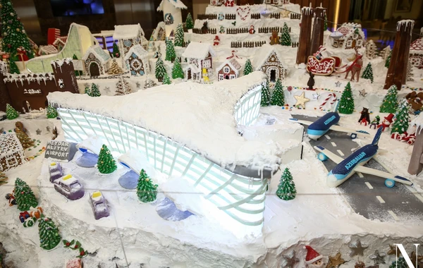 Шестого декабря в Port Baku Mall открылась выставка Gingerbread City - ВИДЕО