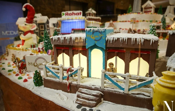Шестого декабря в Port Baku Mall открылась выставка Gingerbread City - ВИДЕО