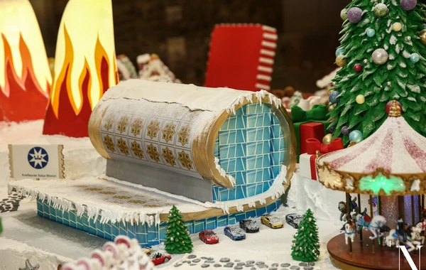 Шестого декабря в Port Baku Mall открылась выставка Gingerbread City - ВИДЕО