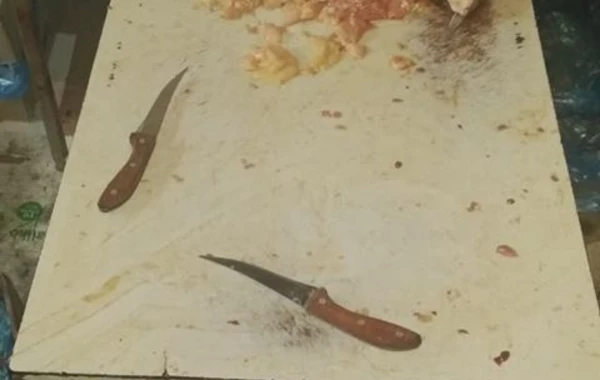 Dönərxanalara yararsız toyuq əti paylayan sexdən İYRƏNC GÖRÜNTÜLƏR