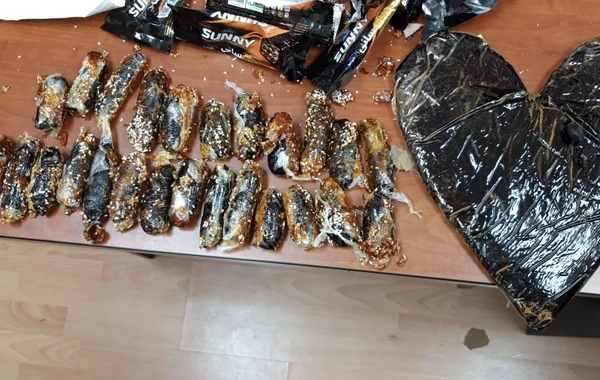 Азербайджанские пограничники пресекли попытку ввоза наркотика в корзинке с цветами - ФОТО