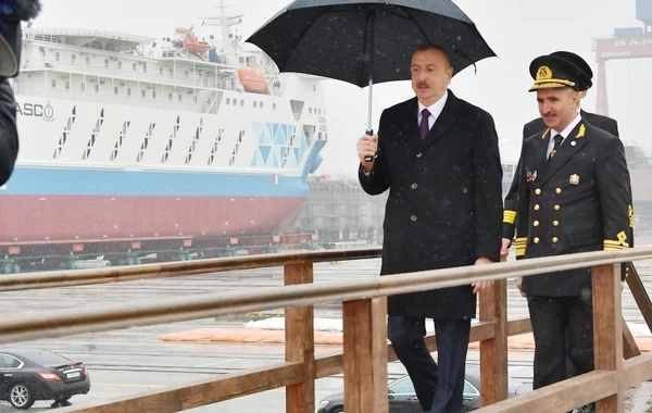 Президент Ильхам Алиев принял участие в сдаче в эксплуатацию первого танкера - ФОТО