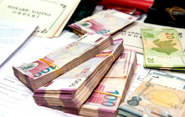 Bakıda ofisdən 40 min manat oğurlanıb