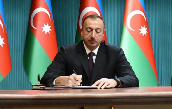 Prezident İşsizlikdən sığorta fondunun gəlirləri və xərclərini təsdiqləyib