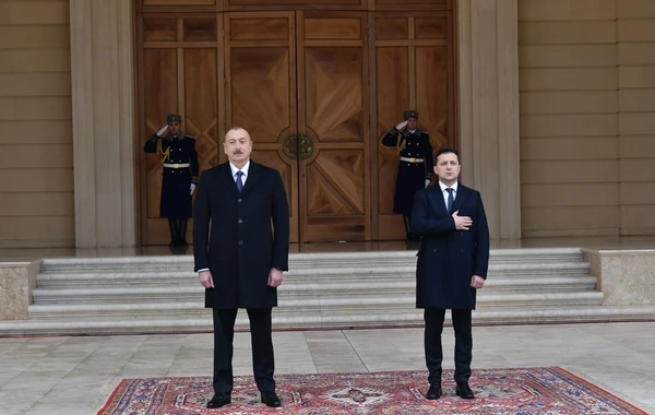 В Баку состоялась церемония официальной встречи президента Украины - ФОТО