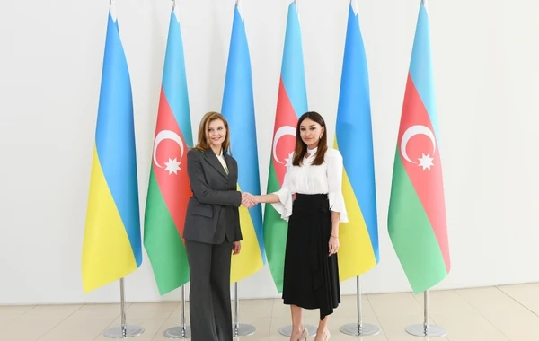 Mehriban Əliyeva Yelena Zelenskaya ilə görüşüb - FOTO