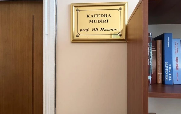 Əli Həsənovun yeni iş yerindən görüntülər - FOTO