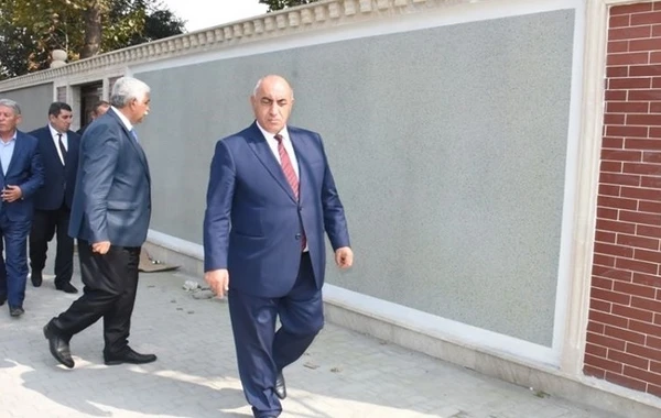 Rüşvətə görə saxlanılan icra başçısının mülkləri - SİYAHI