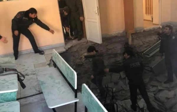 Обрушение в здании военного комиссариата в Ереване: много пострадавших - ФОТО
