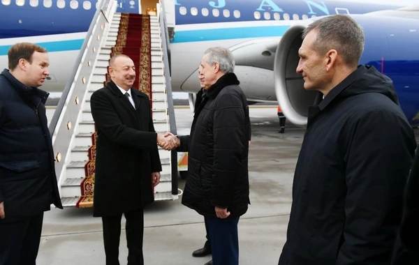 Президент Ильхам Алиев прибыл с визитом в Россию - ФОТО