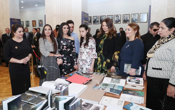 Лейла Алиева приняла участие в премьере спектакля "Клятва" - ФОТО