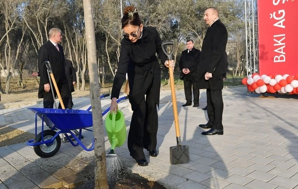 İlham Əliyev və Mehriban Əliyeva Ağ Şəhərdə - FOTO (YENİLƏNİB)